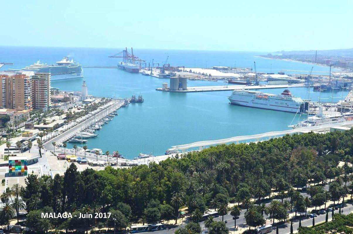 012- Malaga vue du Gibralfaro.JPG